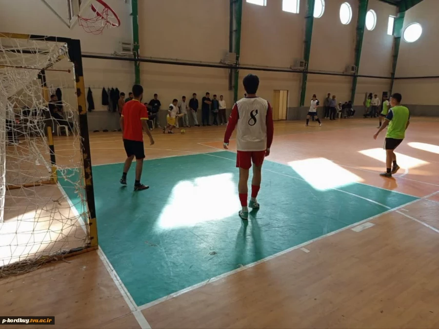 برگزاری مسابقات فوتسال به مناسبت هفته بسیج 7