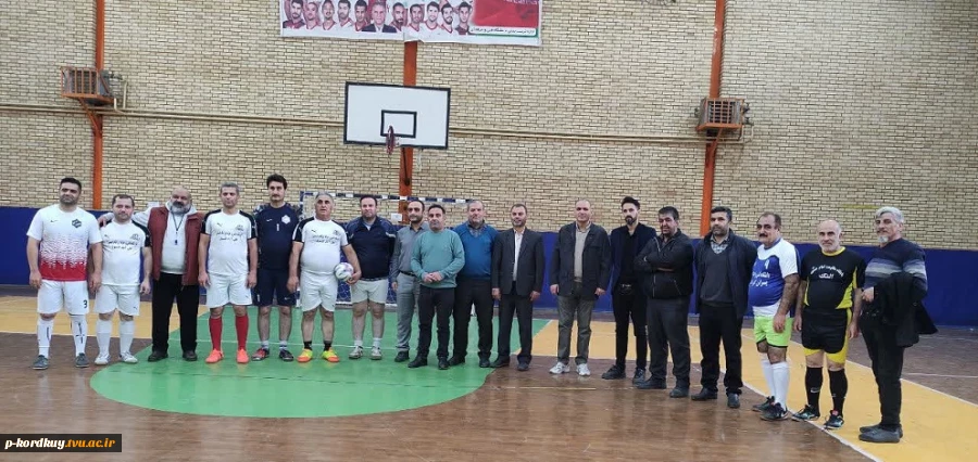 برگزاری مسابقات فوتسال کارکنان 9