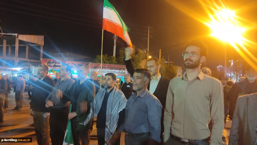 حضور کارکنان ، اساتید و کارکنان بازنشسته دانشکده ملی مهارت پسران کردکوی در مراسم مردمی  شبانه کف خیابان 4