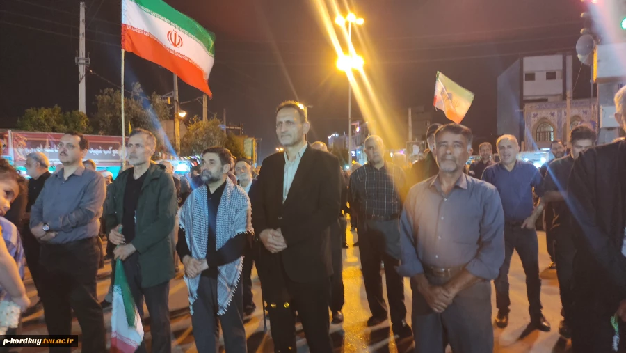 حضور کارکنان ، اساتید و کارکنان بازنشسته دانشکده ملی مهارت پسران کردکوی در مراسم مردمی  شبانه کف خیابان 5